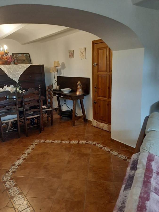 Casa Rural "Can Abres" Vilobi D'Onyar Girona Viloví de Oñar Esterno foto