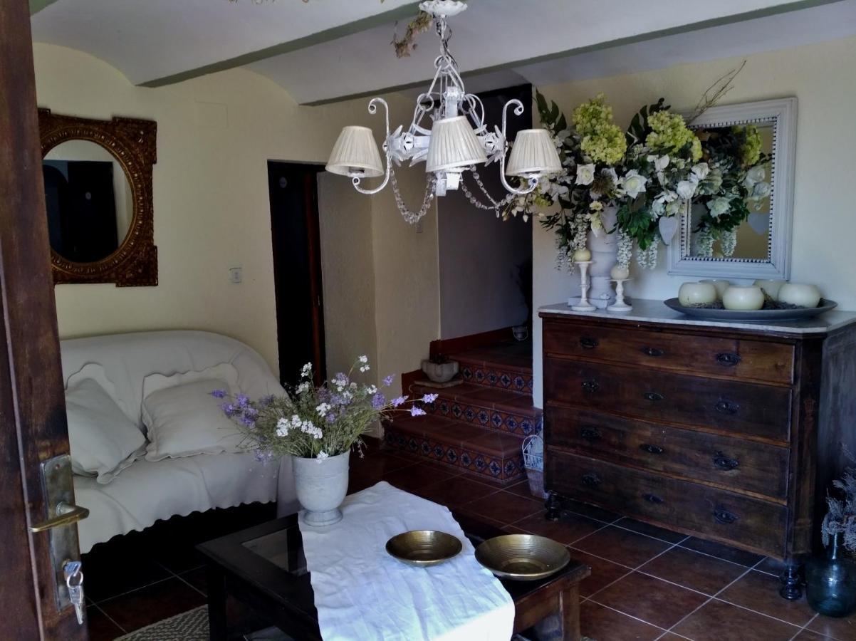 Casa Rural "Can Abres" Vilobi D'Onyar Girona Viloví de Oñar Esterno foto