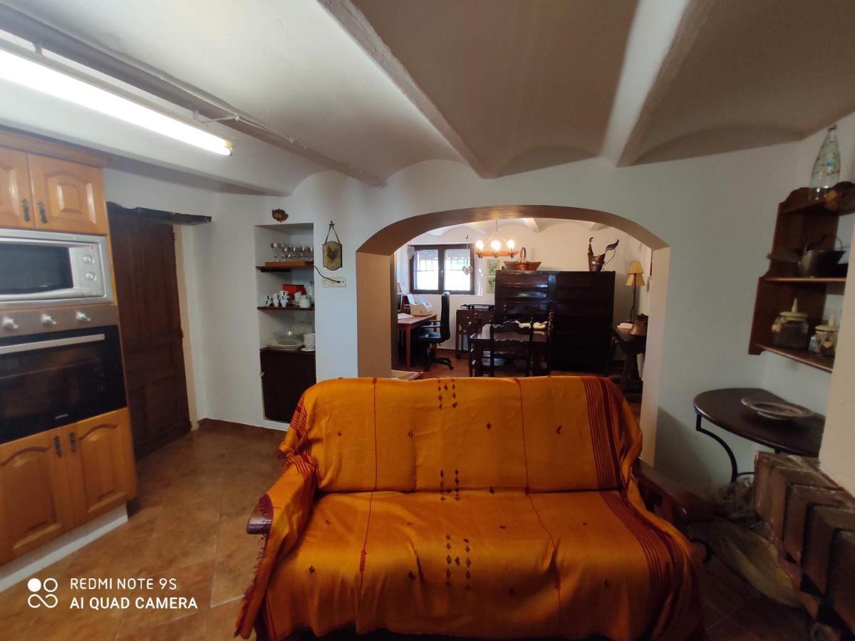 Casa Rural "Can Abres" Vilobi D'Onyar Girona Viloví de Oñar Esterno foto