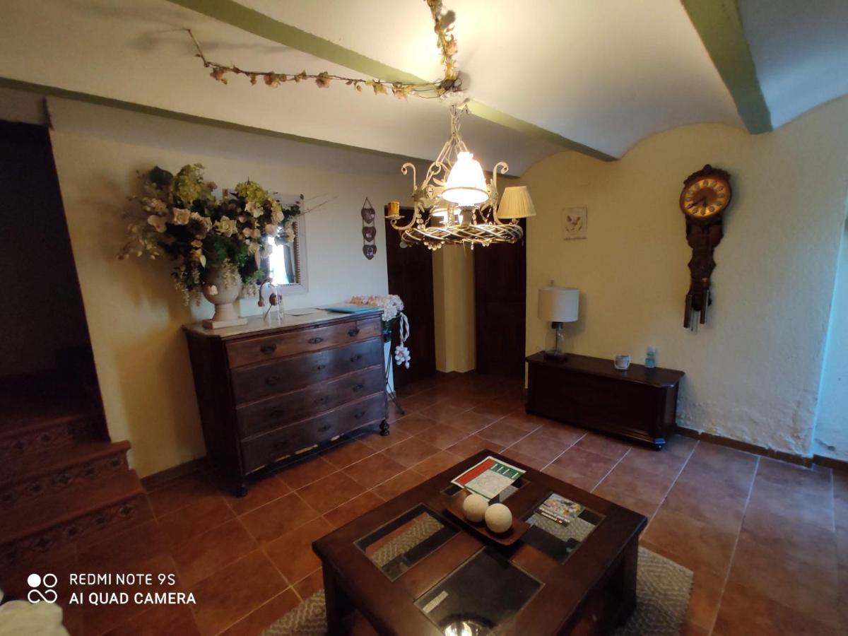 Casa Rural "Can Abres" Vilobi D'Onyar Girona Viloví de Oñar Esterno foto