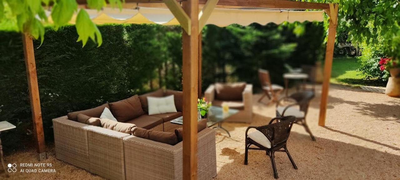 Casa Rural "Can Abres" Vilobi D'Onyar Girona Viloví de Oñar Esterno foto