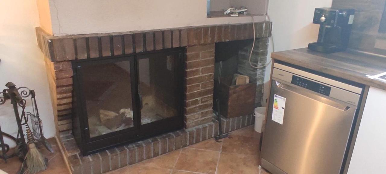 Casa Rural "Can Abres" Vilobi D'Onyar Girona Viloví de Oñar Esterno foto