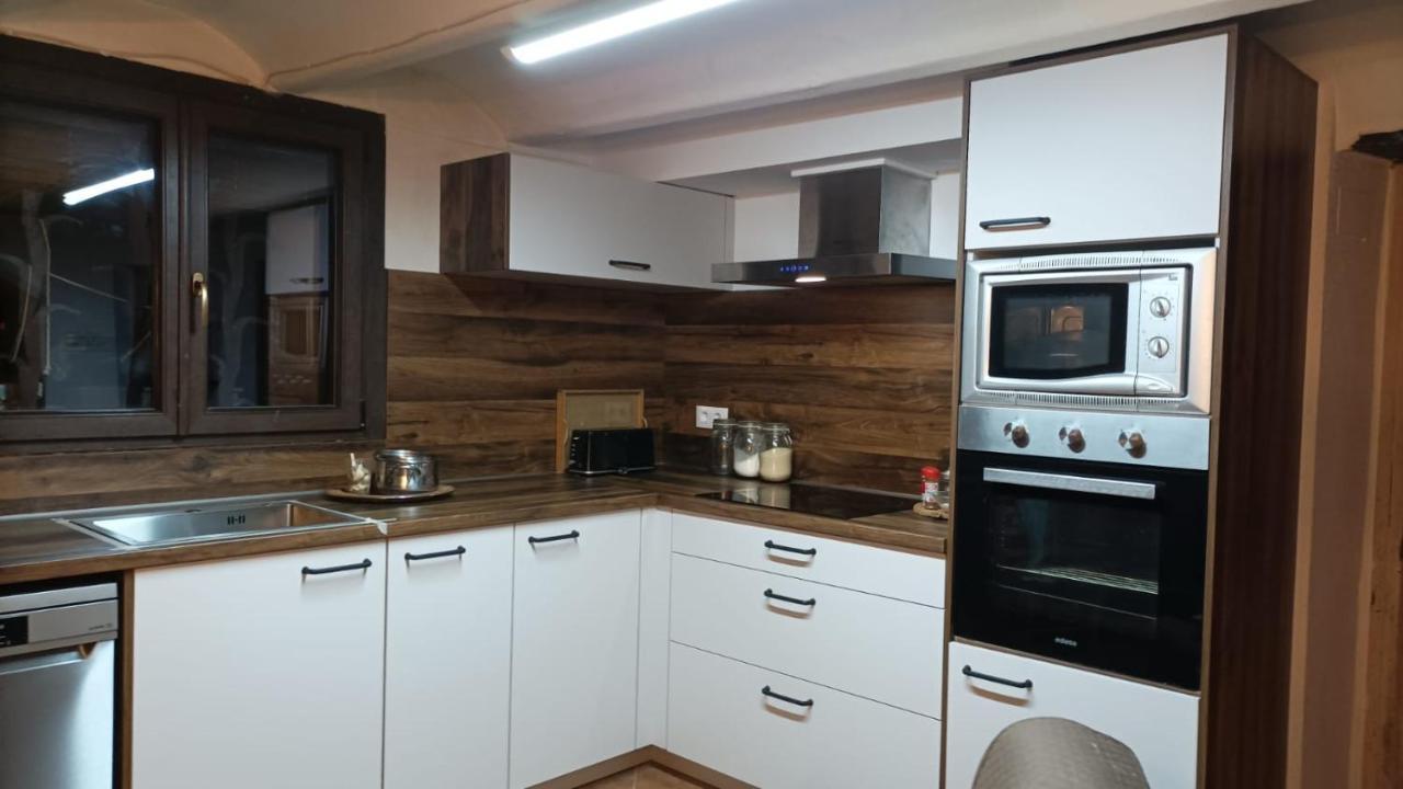 Casa Rural "Can Abres" Vilobi D'Onyar Girona Viloví de Oñar Esterno foto